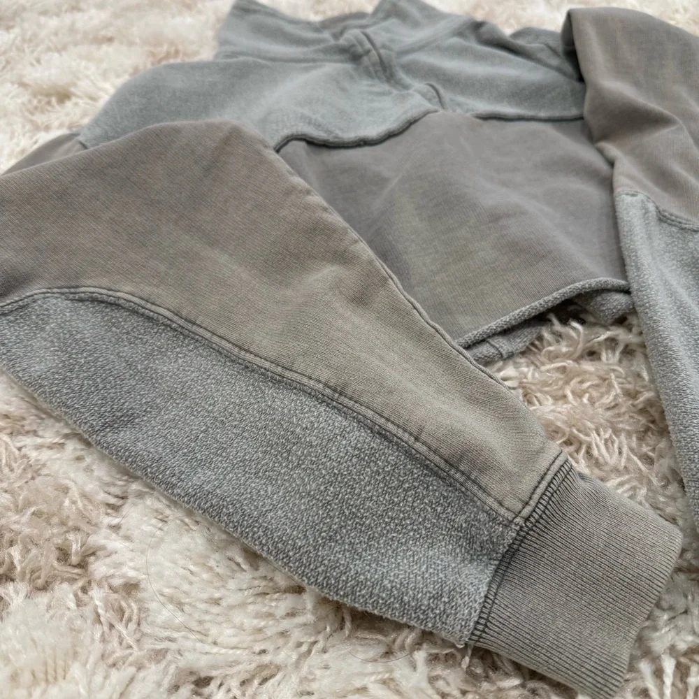 Out From Under Urban Outfitters Cropped Half Zip Pullover Sweatshirt | Medium - Picture 5 of 9